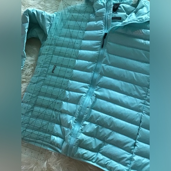 Adidas light aqua blue extra large puffer jacket with hood excellent condition - Picture 8 of 12